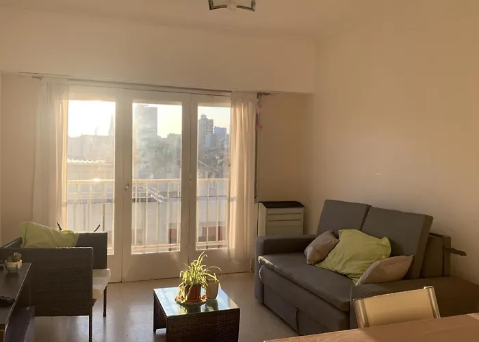 Departamento En Zona Playa Varese